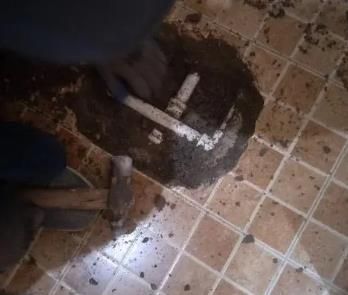 聊城卫生间漏水维修公司为您分享下卫生间渗水如何处理及注意事项